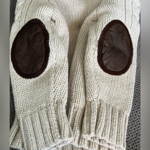 Baby Gap Boy's Cable Knit Cotton Blend Pullover Sweater w/Elbow Patches; Size 2T - Picture 2 of 9